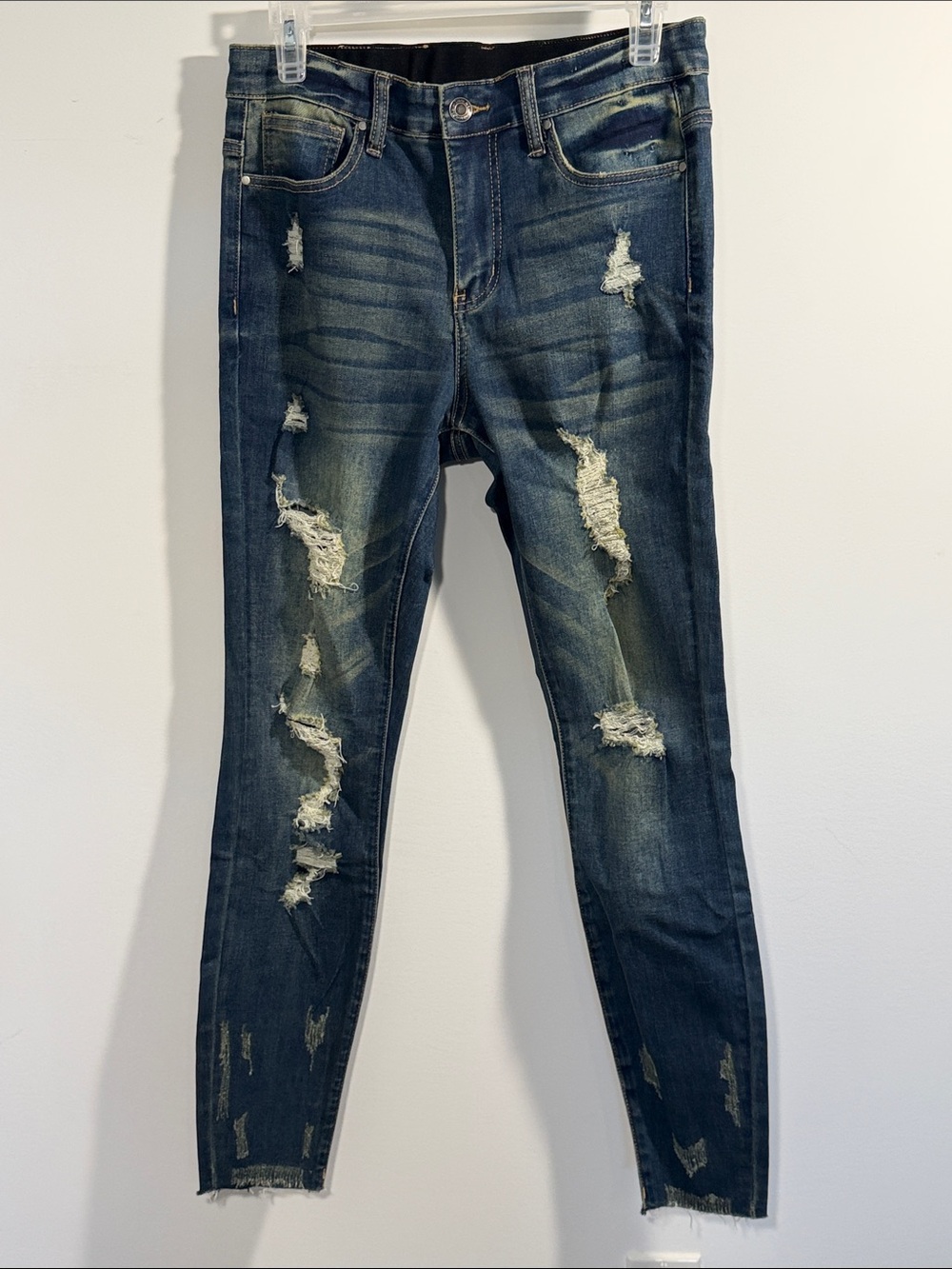 Grace & Lace | Distressed Skinny Jeans | 10